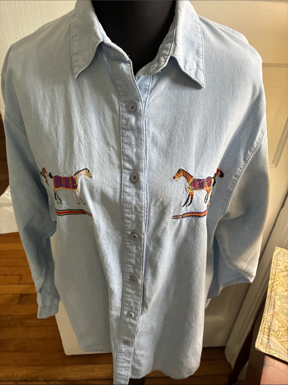 272 Vintage Chambray Women's Button-Down Equestrian Shirt Large